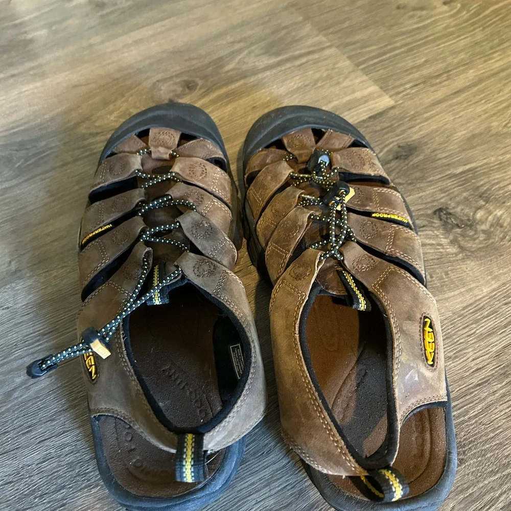 Keen Newport men’s waterproof shoes - Picture 3 of 4